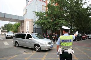 马卡：西班牙警方搜查西足协的总部，调查其腐败案